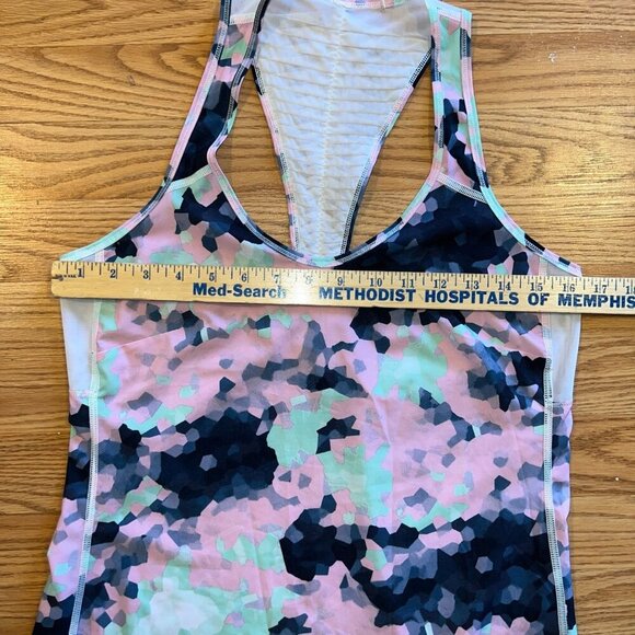 lululemon tanktop - Picture 5 of 5